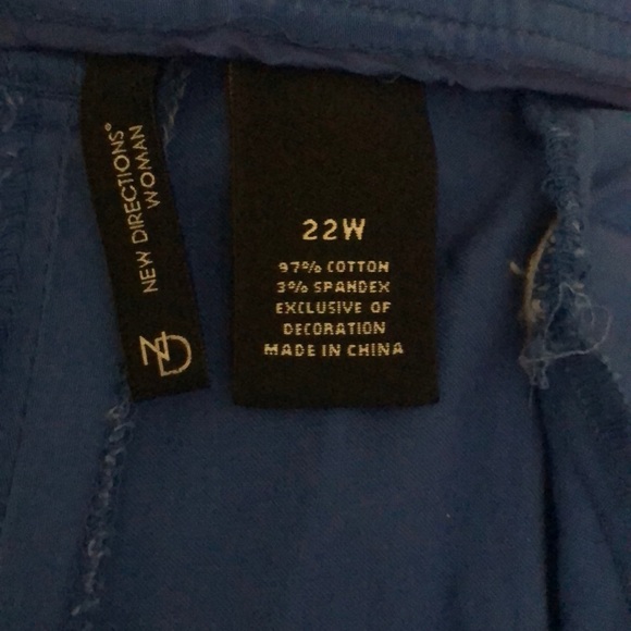 Capris - Picture 4 of 4